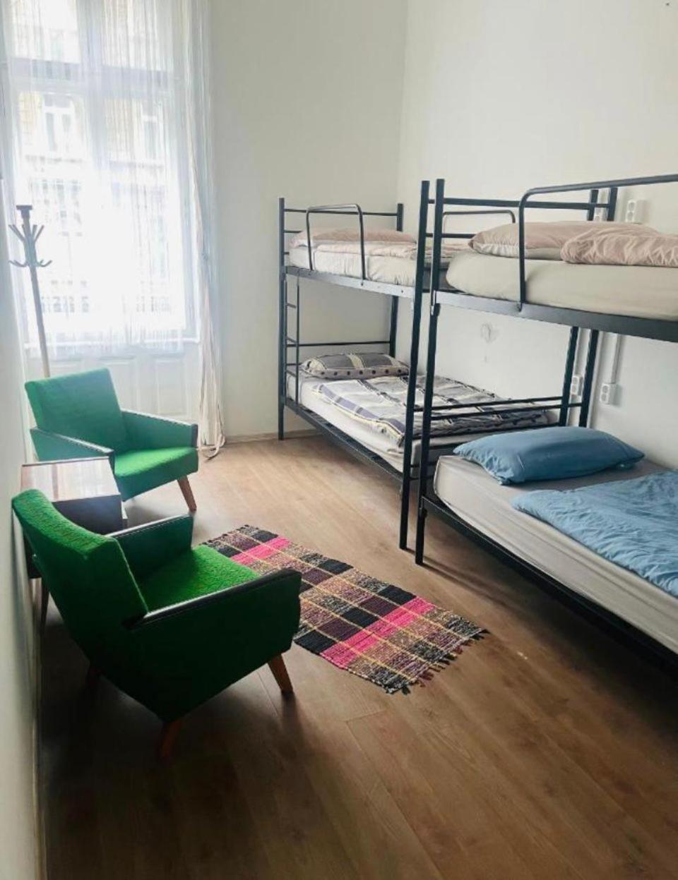 Doxie Rooms And Beds Будапеща Екстериор снимка